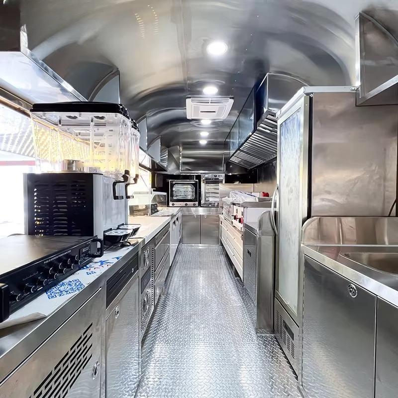 Naczepa gastronomiczna na zamó – Coffee Van Equipment recenzja i cena